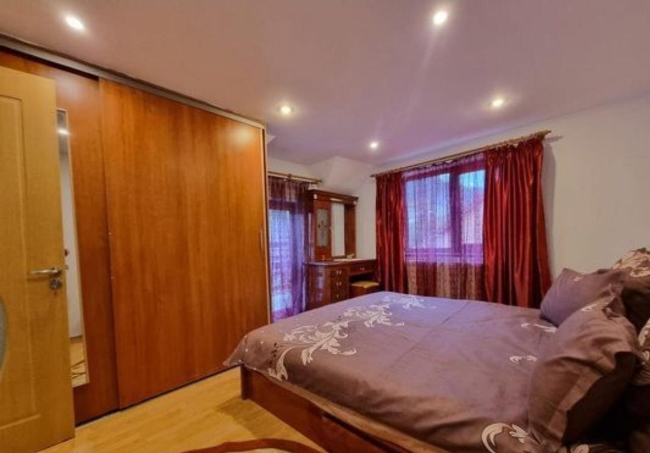 Ciprians' Home Sacele Luaran gambar