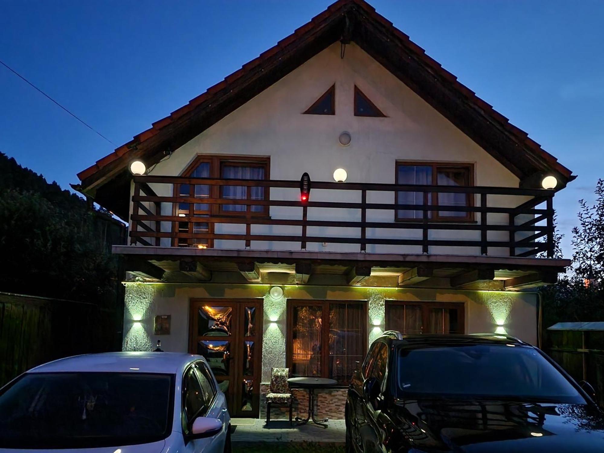 Ciprians' Home Sacele Luaran gambar